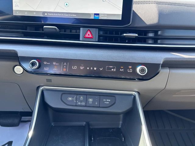 New 2025 Kia Carnival SX FWD image 16