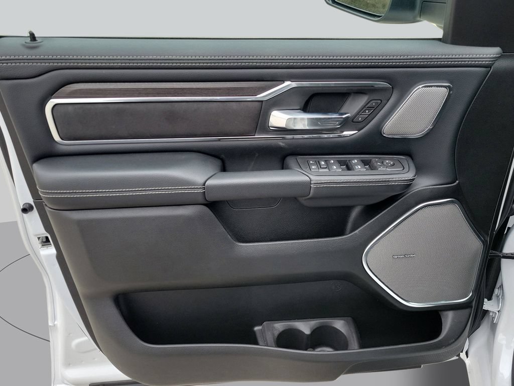 New 2026 RAM 1500 Laramie w/ Night Edition AWD/4WD image 33