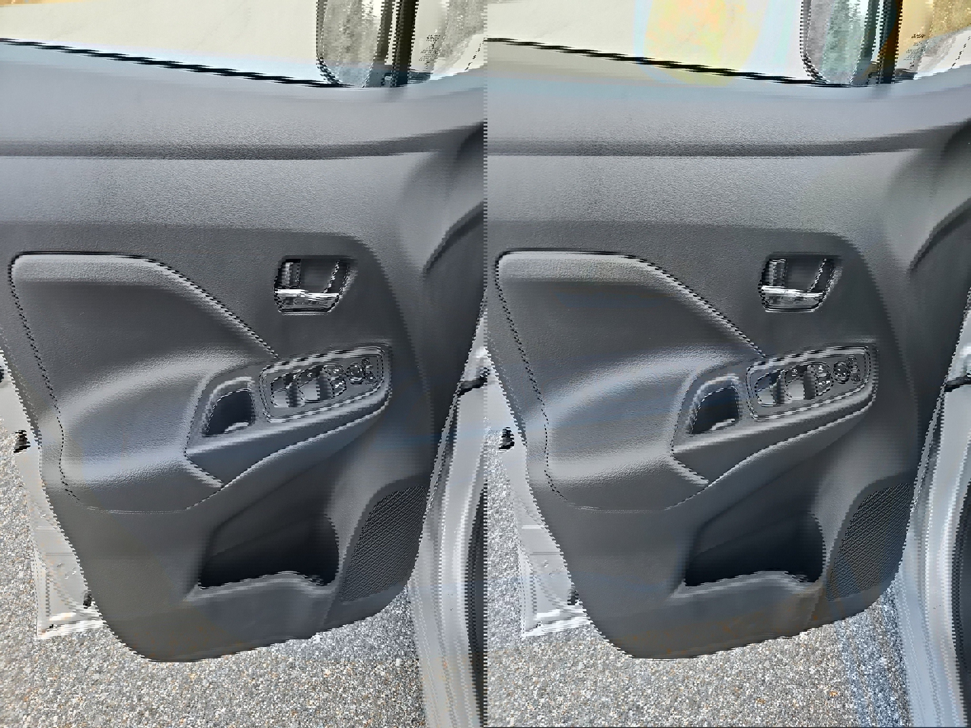 New 2025 Nissan Versa SV w/ Trunk Package image 17