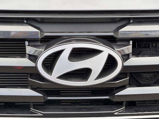 Certified 2025 Hyundai Tucson SEL AWD/4WD image 8