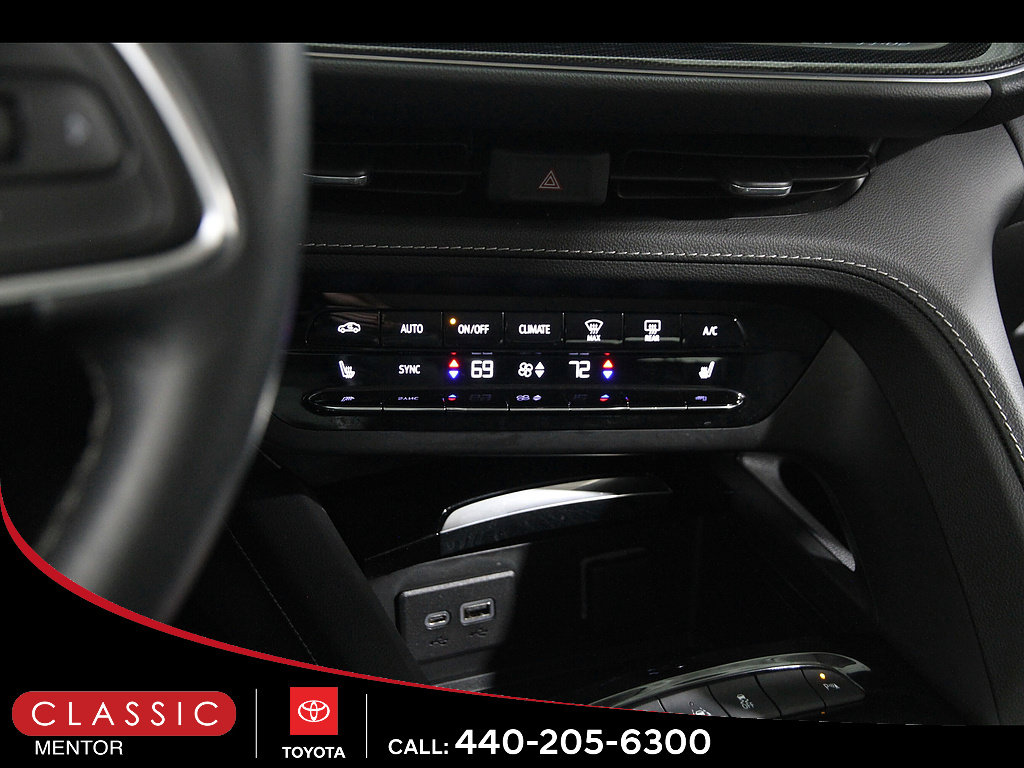 Used 2023 Buick Envision Essence FWD image 14