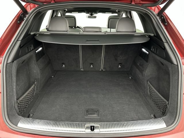 Used 2018 Audi SQ5 Prestige w/ Prestige Package AWD/4WD image 24