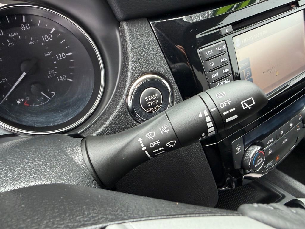 Used 2014 Nissan Rogue SL image 26