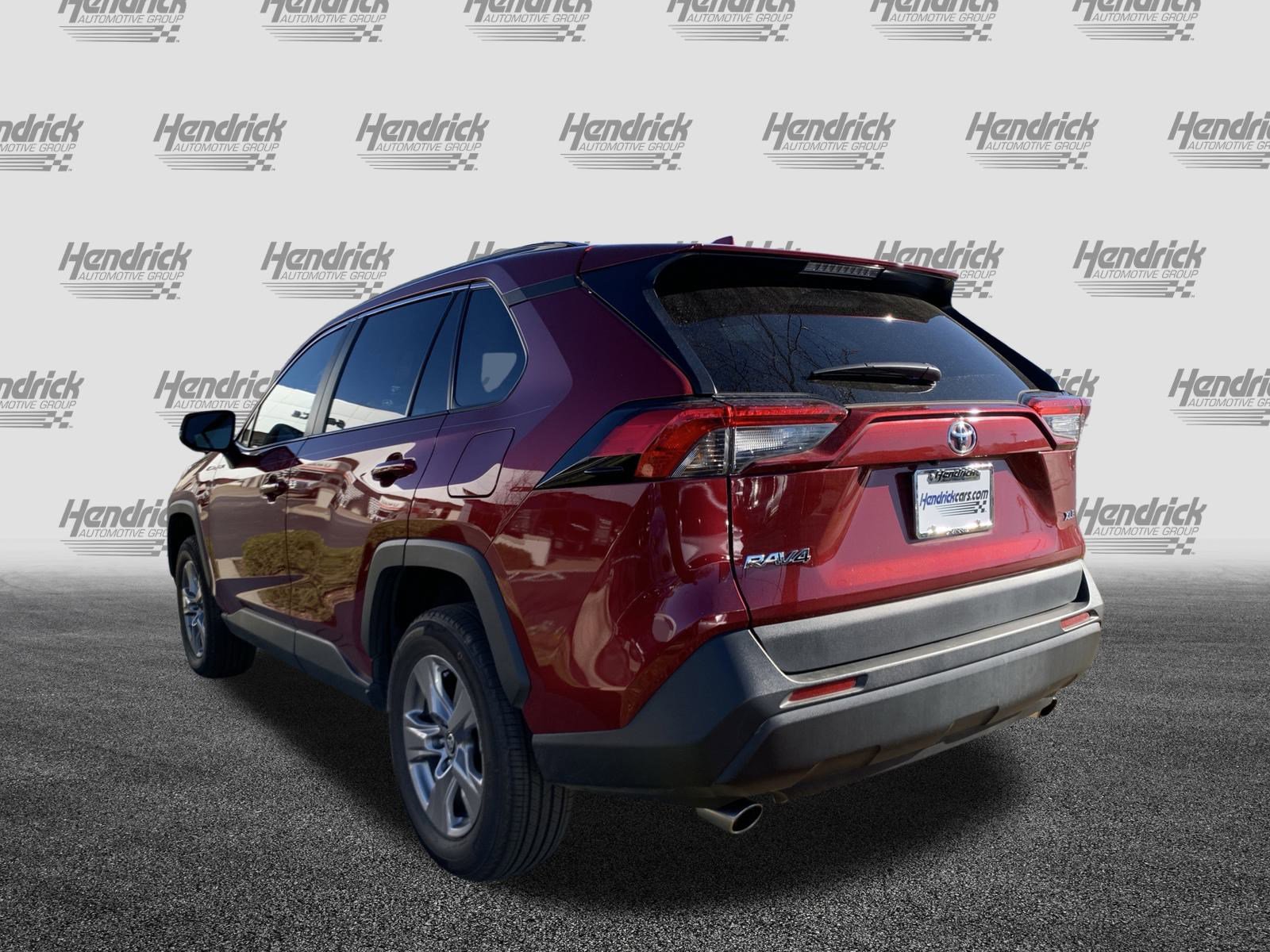 Used 2023 Toyota RAV4 XLE image 8