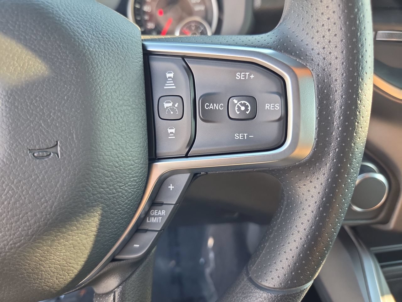 New 2026 RAM 1500 Express AWD/4WD image 13