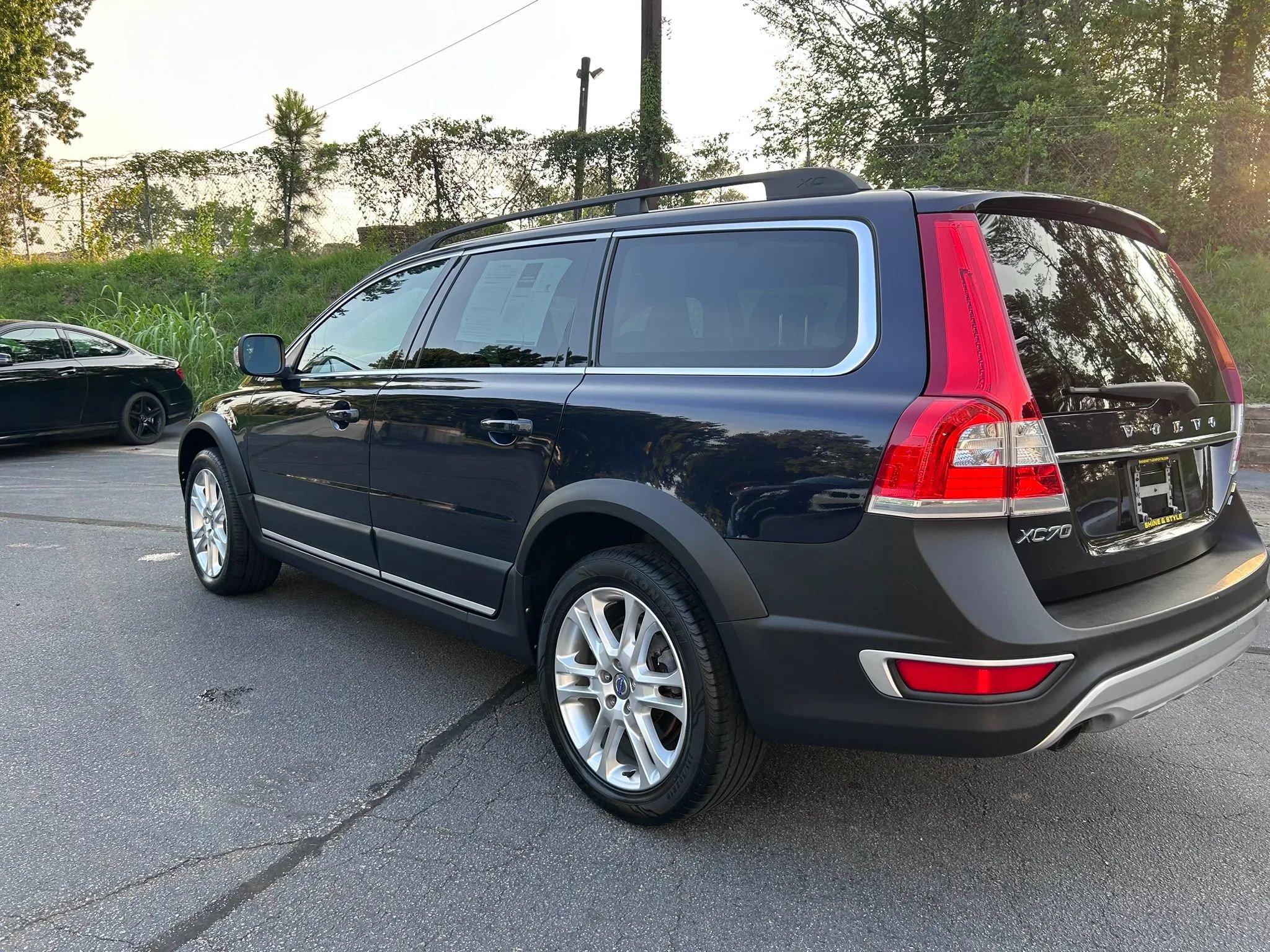 Used 2016 Volvo XC70 T5 Premier w/ Proximity Package AWD/4WD image 8