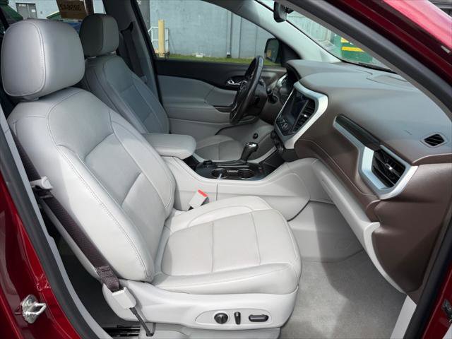 Used 2017 GMC Acadia SLT image 15