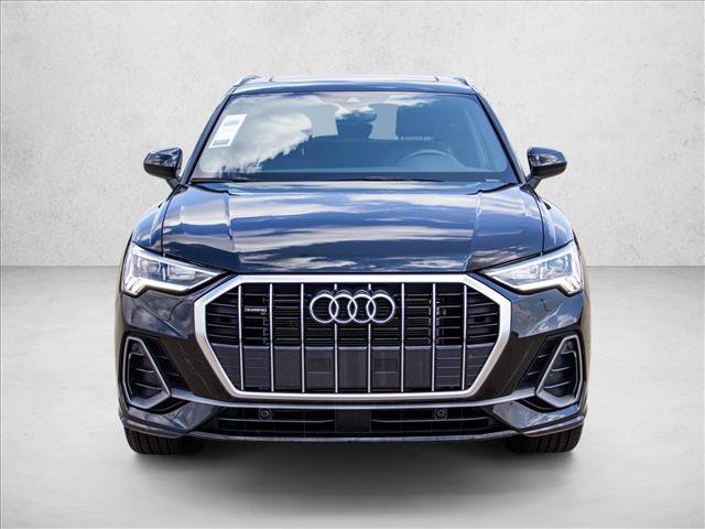 Used 2025 Audi Q3 2.0T Premium AWD/4WD image 2