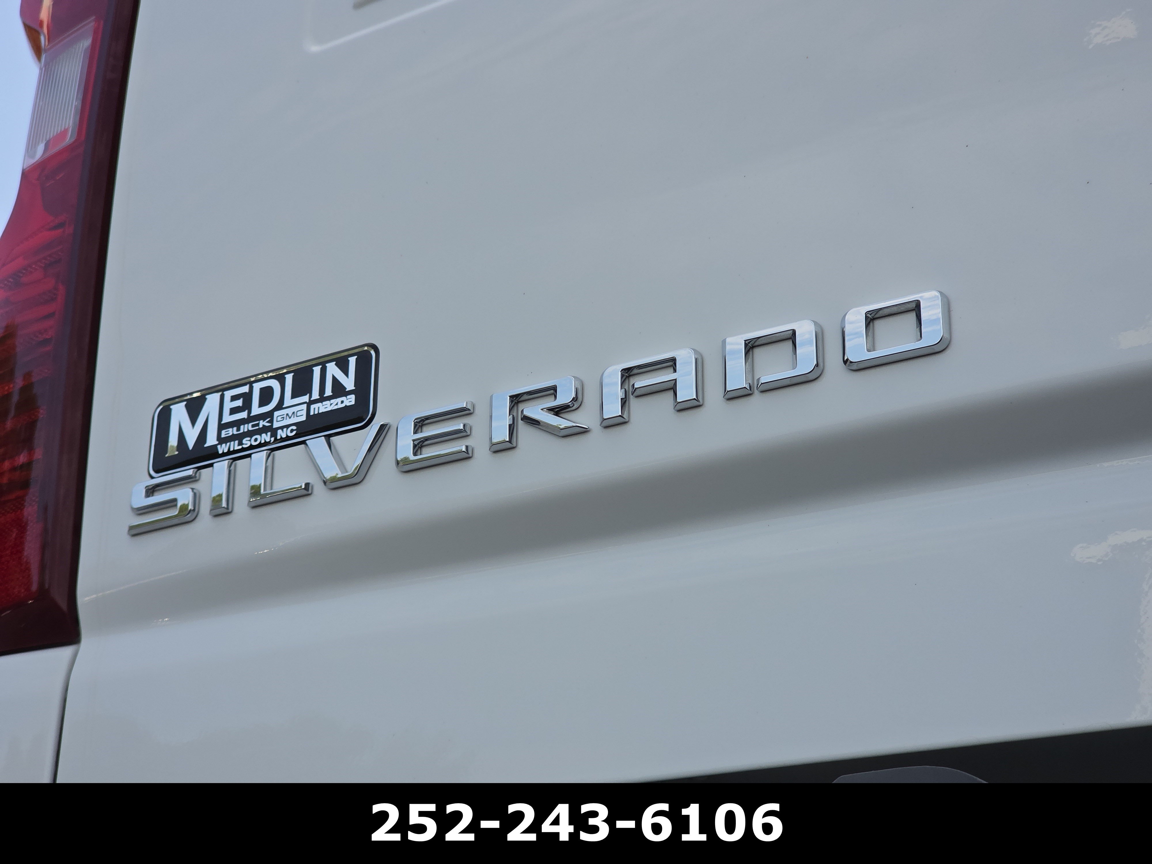 Used 2023 Chevrolet Silverado 2500 Custom w/ Custom Convenience Package AWD/4WD image 35