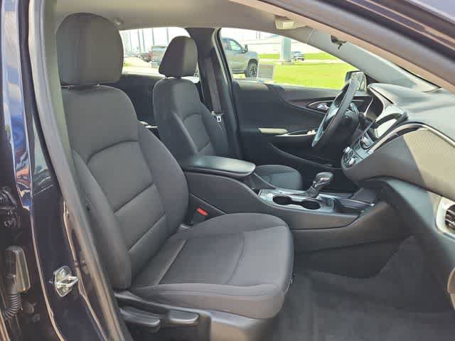 Used 2022 Chevrolet Malibu LS w/ Driver Confidence Package II FWD image 18