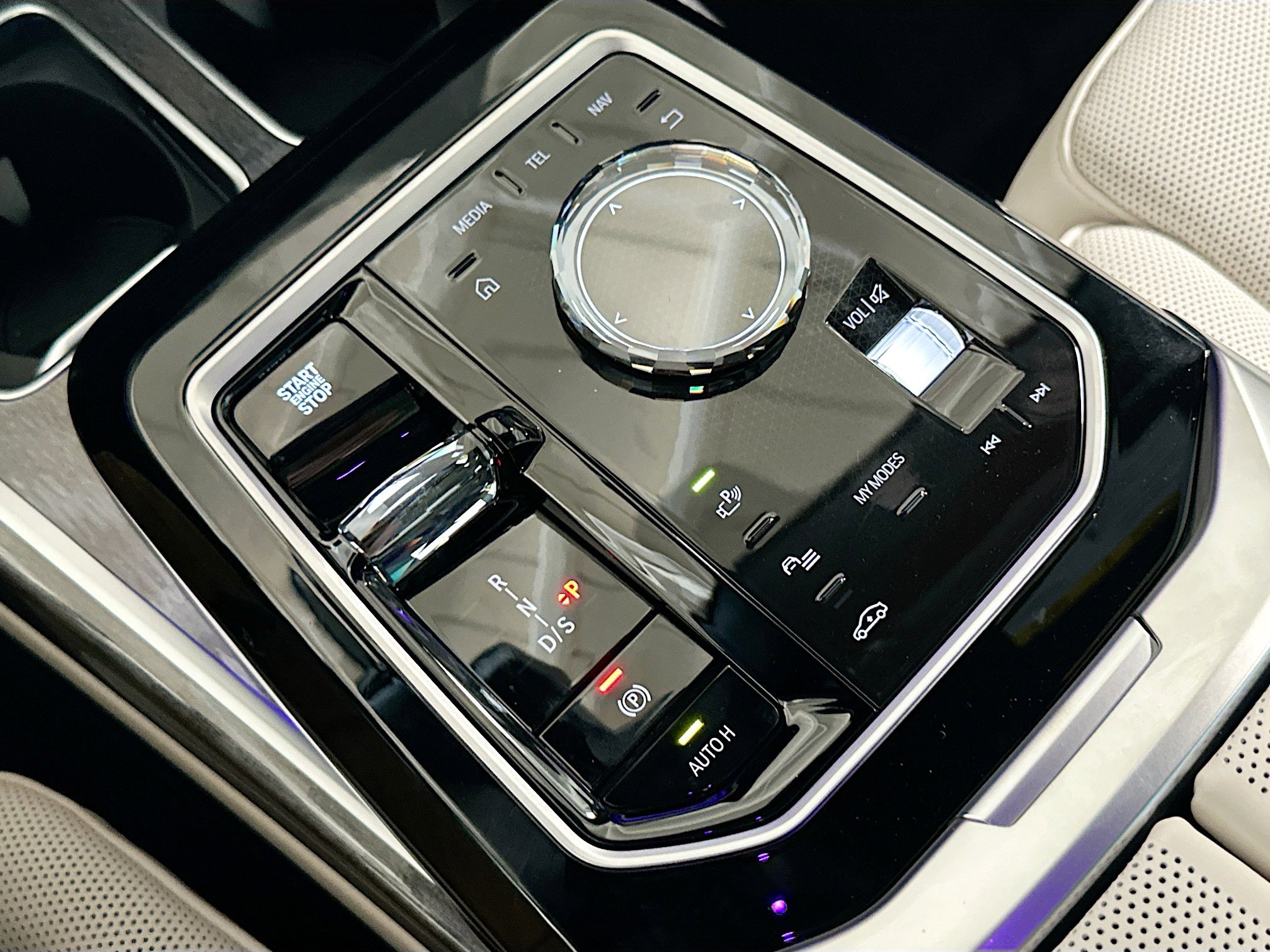 New 2026 BMW 760i xDrive w/ Executive Package image 14