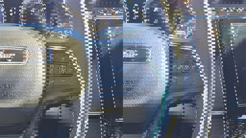 New 2025 Jeep Grand Cherokee Laredo image 11