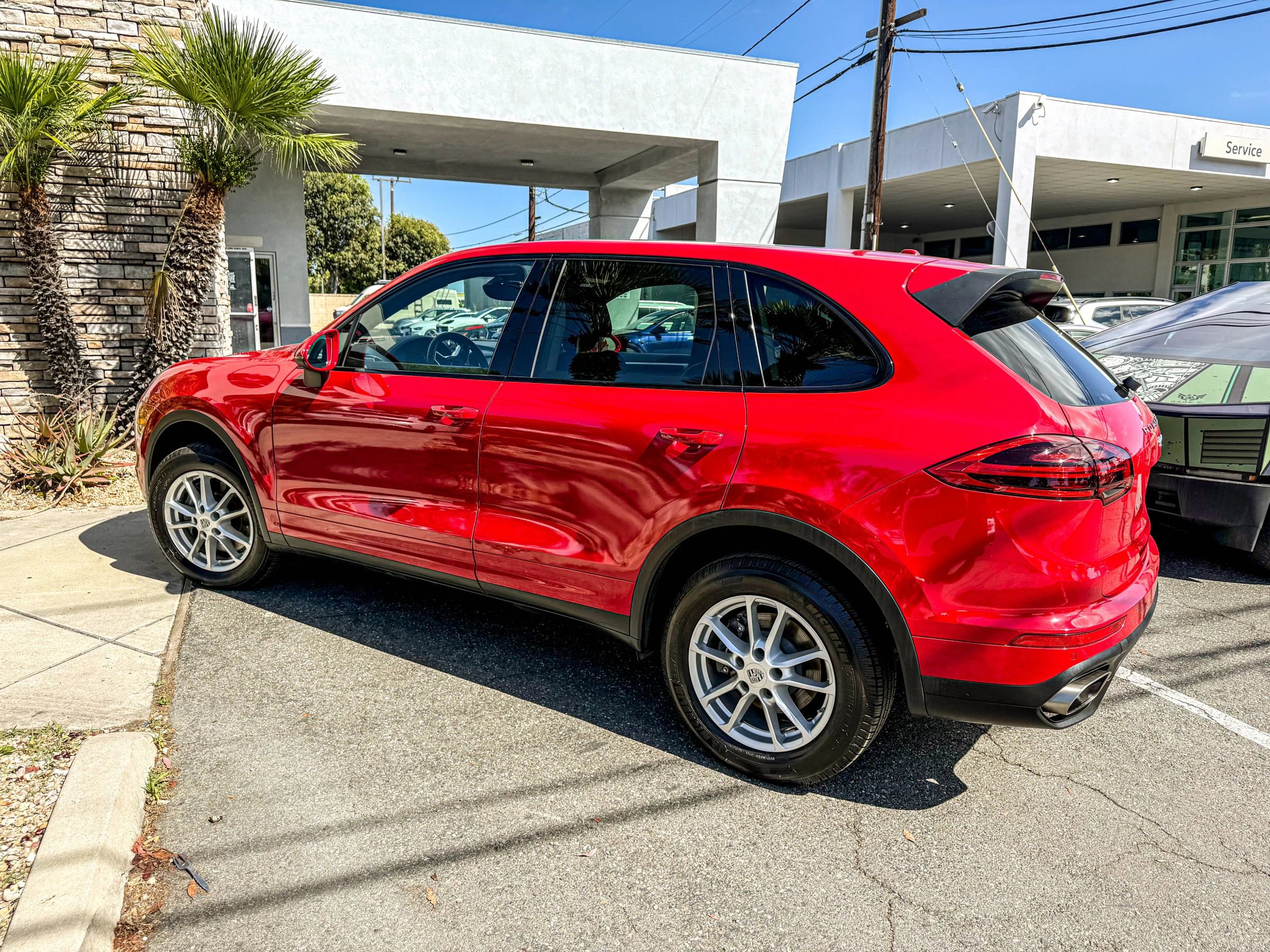 Used 2016 Porsche Cayenne AWD/4WD image 3
