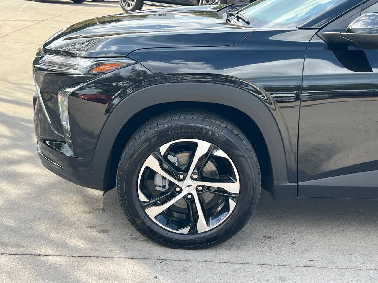 New 2026 Chevrolet Trax RS w/ Sunroof Package FWD image 24