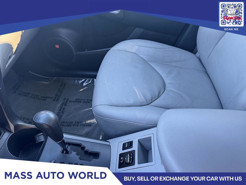 Used 2010 Toyota RAV4 Limited image 7