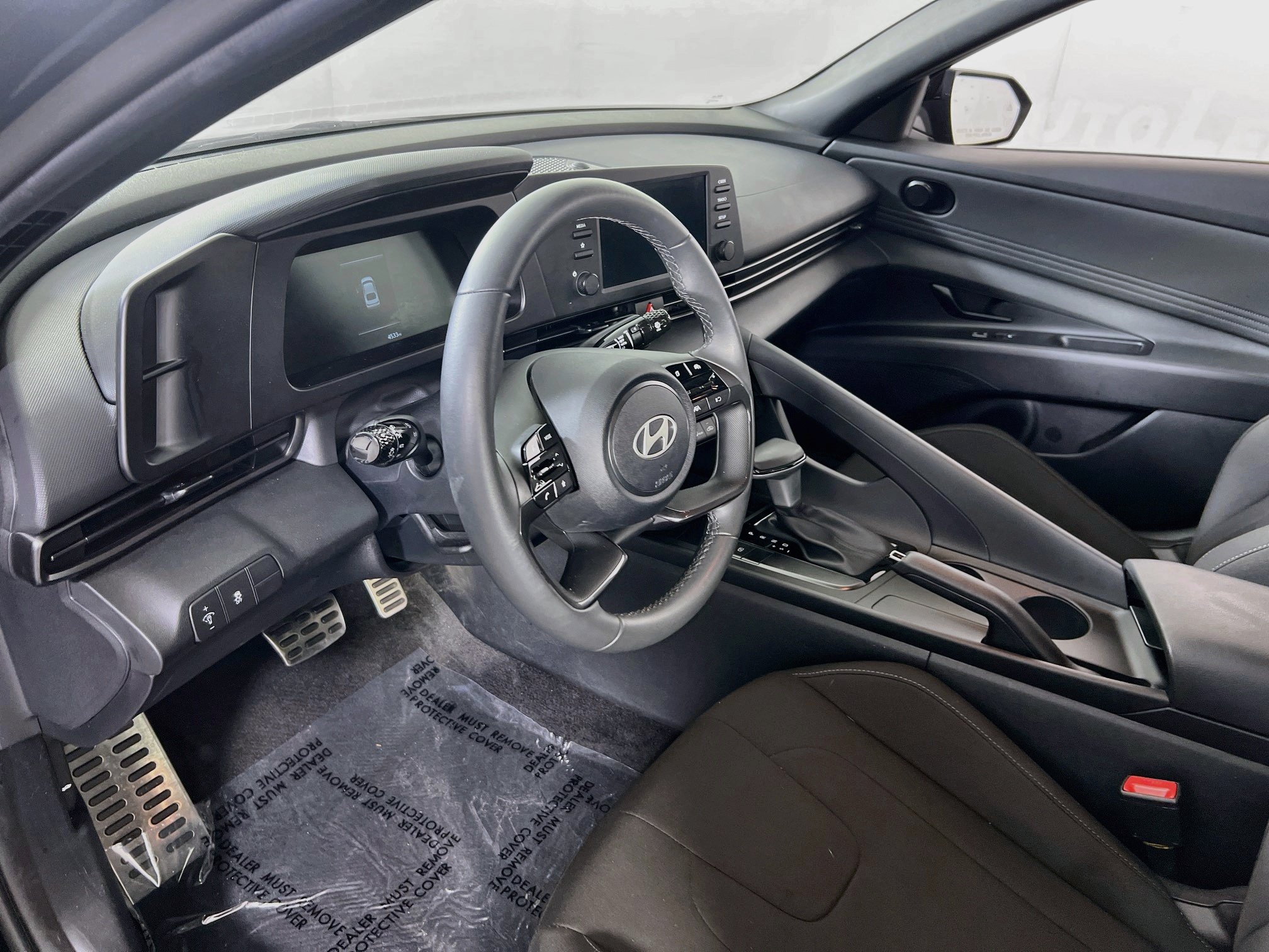 Used 2026 Hyundai Elantra Sport FWD image 9