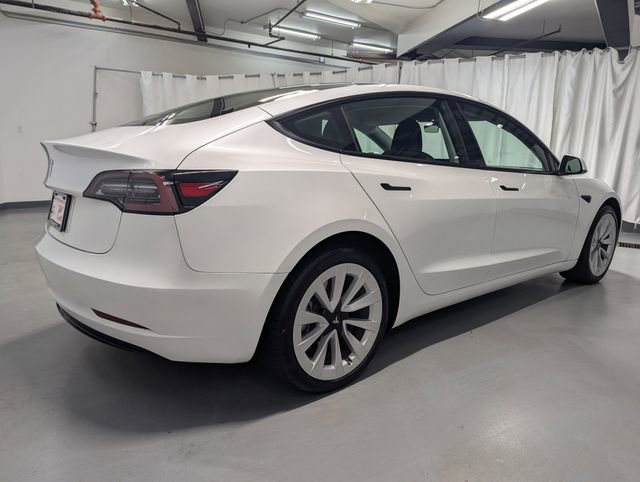 Used 2023 Tesla Model 3 Standard Range RWD image 3