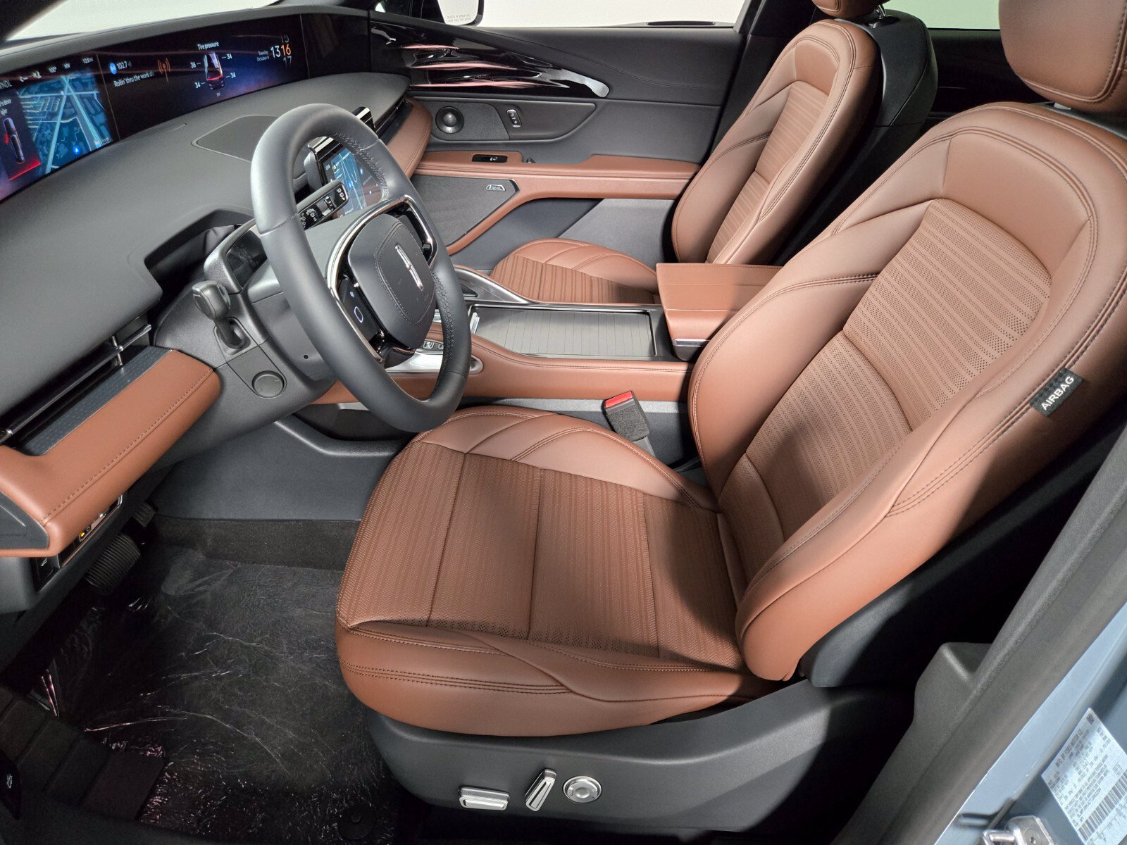 New 2026 Lincoln Nautilus Reserve w/ Jet Appearance Package AWD/4WD image 13
