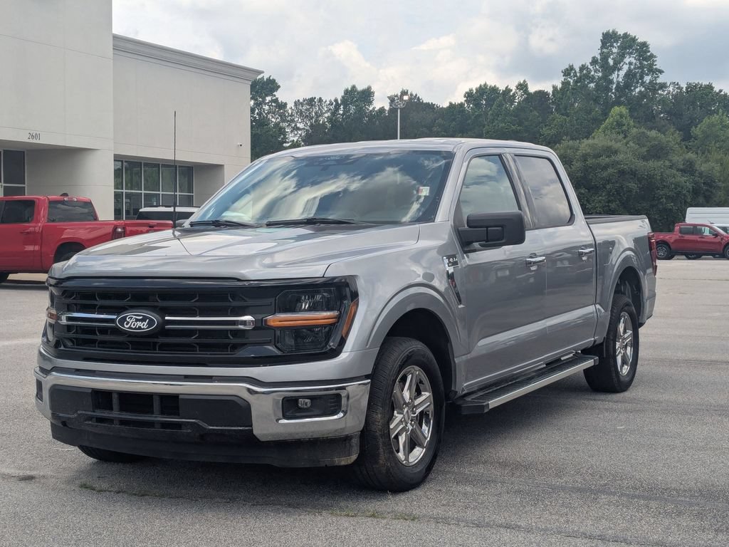 Used 2025 Ford F150 XLT w/ Equipment Group 301A Standard RWD image 6