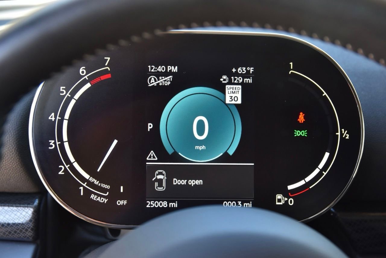 Used 2024 MINI Cooper Clubman S w/ Signature Upholstery Package image 25