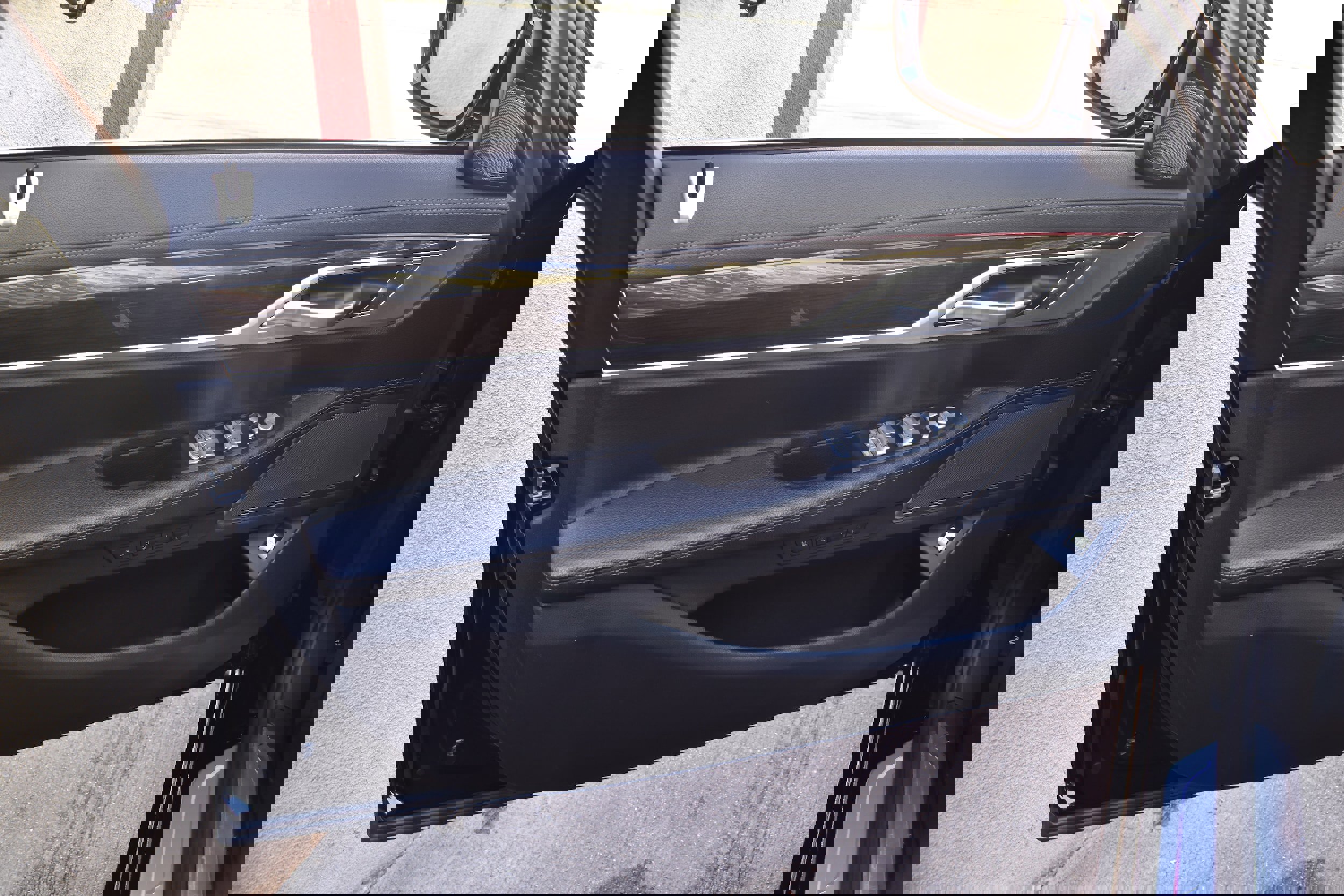 Used 2020 BMW 740i xDrive w/ Cold Weather Package image 20