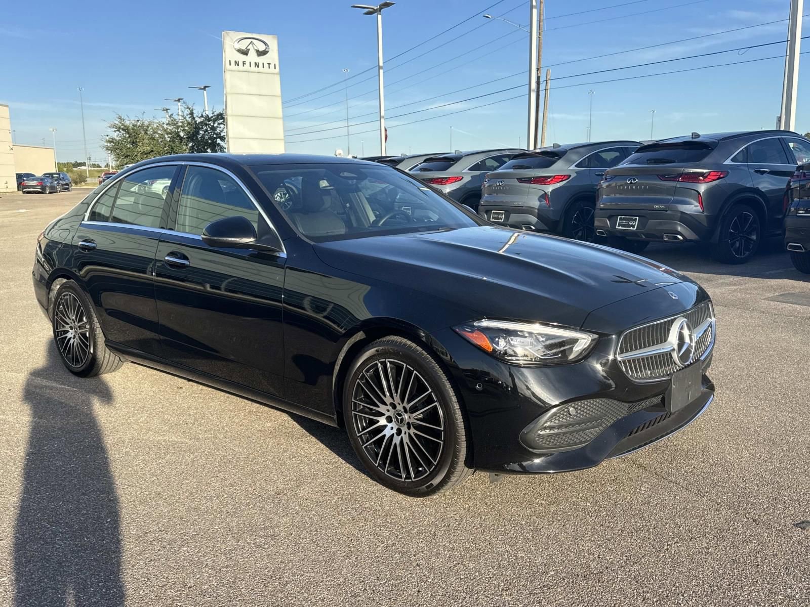 Used 2024 Mercedes-Benz C 300 Sedan image 3