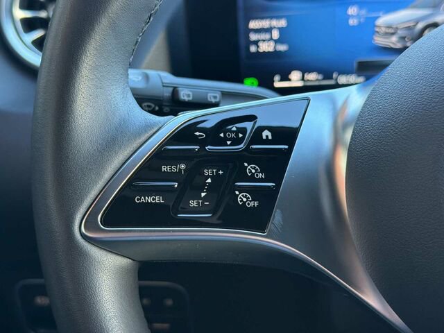 Certified 2025 Mercedes-Benz GLA 250 4MATIC image 28