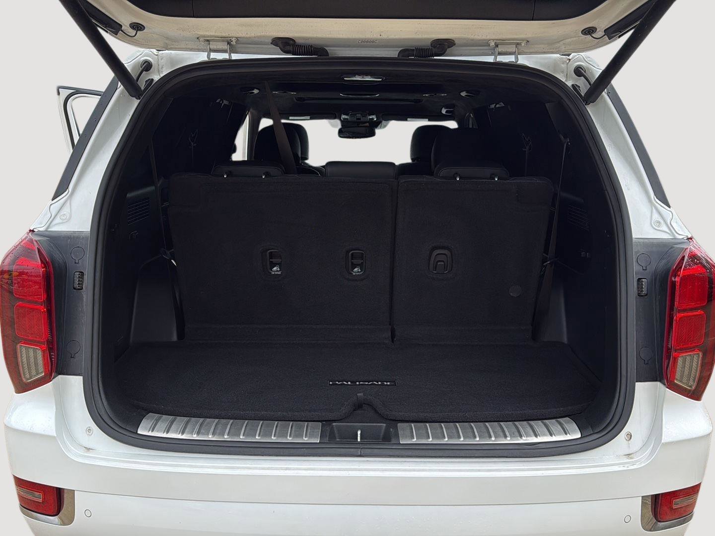 Used 2022 Hyundai Palisade Calligraphy w/ Cargo Package image 24