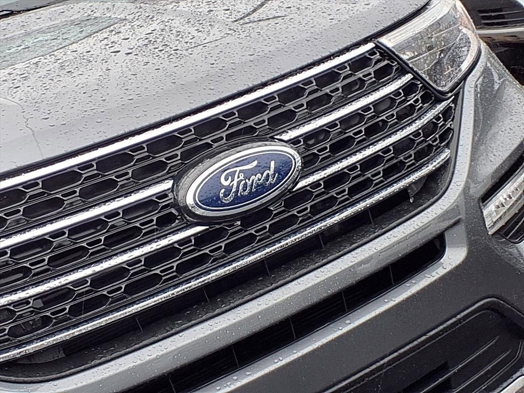 Used 2023 Ford Explorer XLT w/ Equipment Group 202A image 29