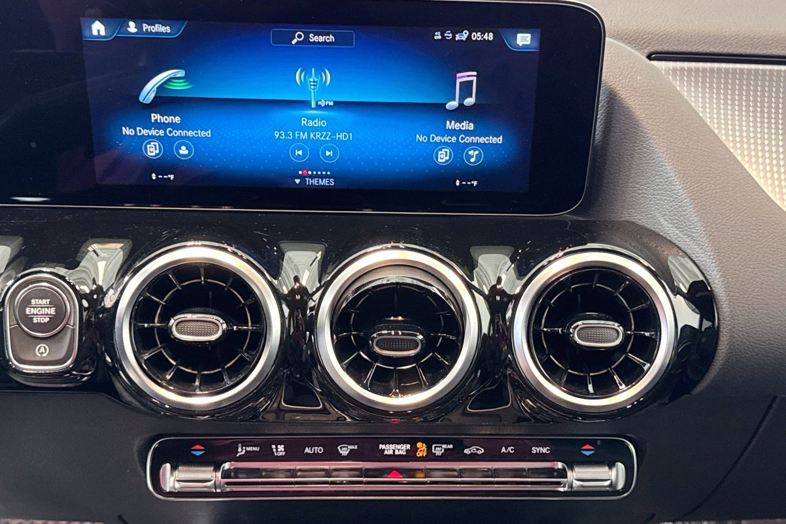 Certified 2022 Mercedes-Benz GLA 250 w/ Premium Package Lite image 13