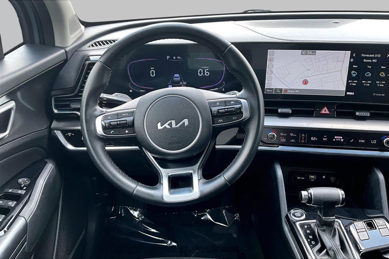 Used 2024 Kia Sportage EX FWD image 6