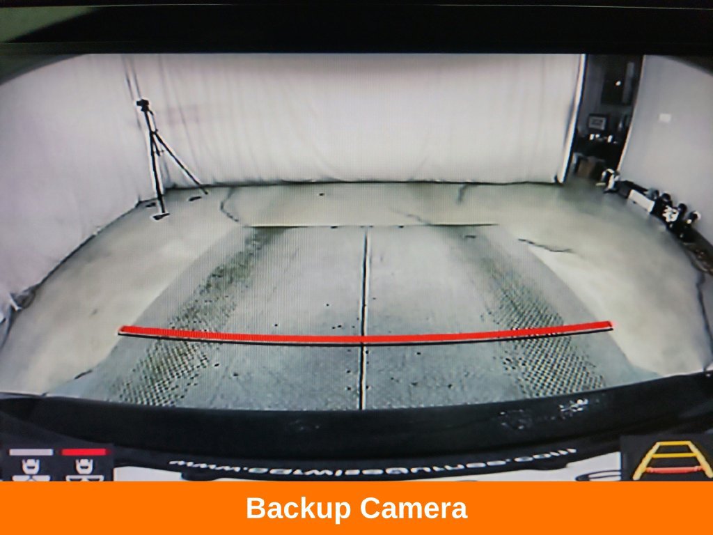 Used 2021 Toyota Camry XSE FWD image 16