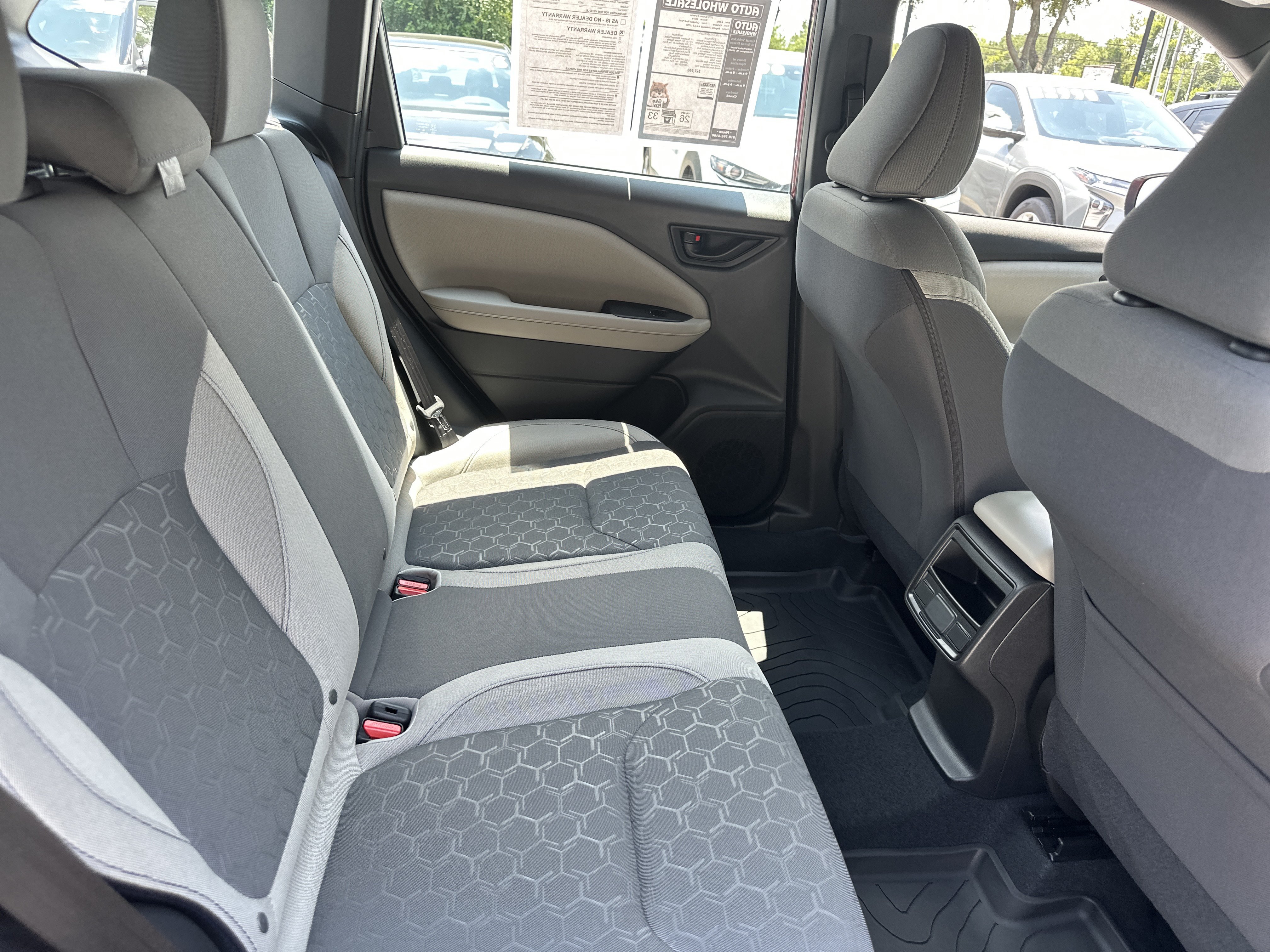 Used 2025 Subaru Forester AWD/4WD image 10