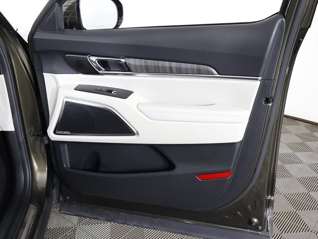 Used 2024 Kia Telluride SX Prestige AWD/4WD image 31