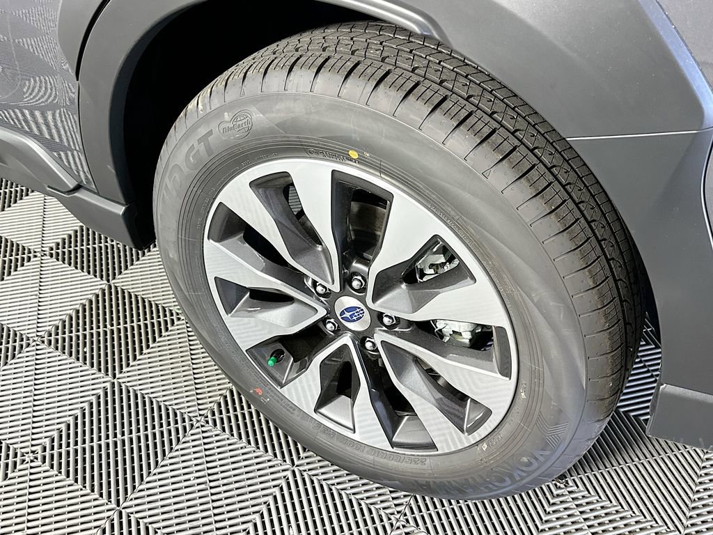 New 2025 Subaru Outback Limited image 39