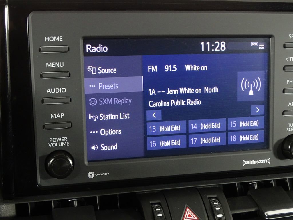 Used 2022 Toyota RAV4 XLE Premium image 35