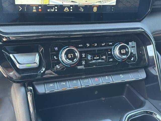 Used 2024 GMC Sierra 1500 AT4 w/ Technology Package AWD/4WD image 29