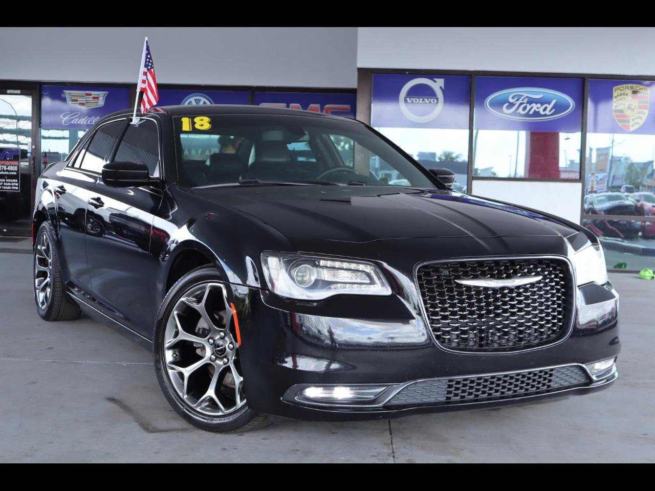 Used 2018 Chrysler 300 S w/ Beats Audio Group RWD image 1