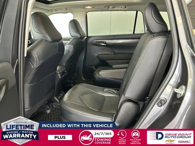 Used 2022 Toyota Highlander Limited AWD/4WD image 22