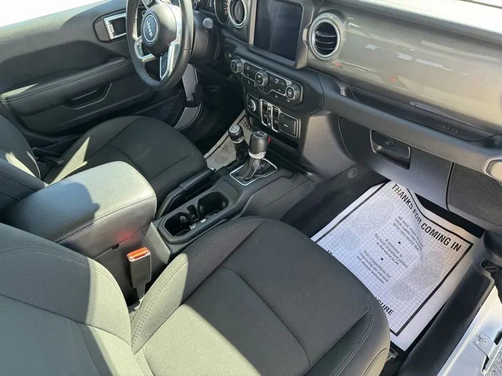 Used 2023 Jeep Gladiator Overland image 13