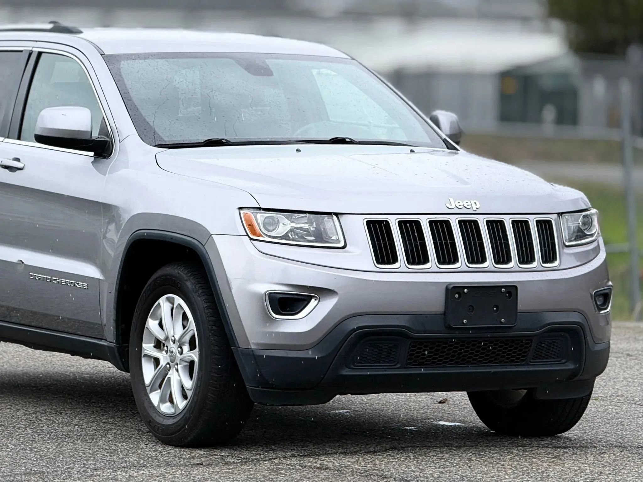 Used 2014 Jeep Grand Cherokee Laredo w/ 18" Wheel & 8.4" Radio Group image 15