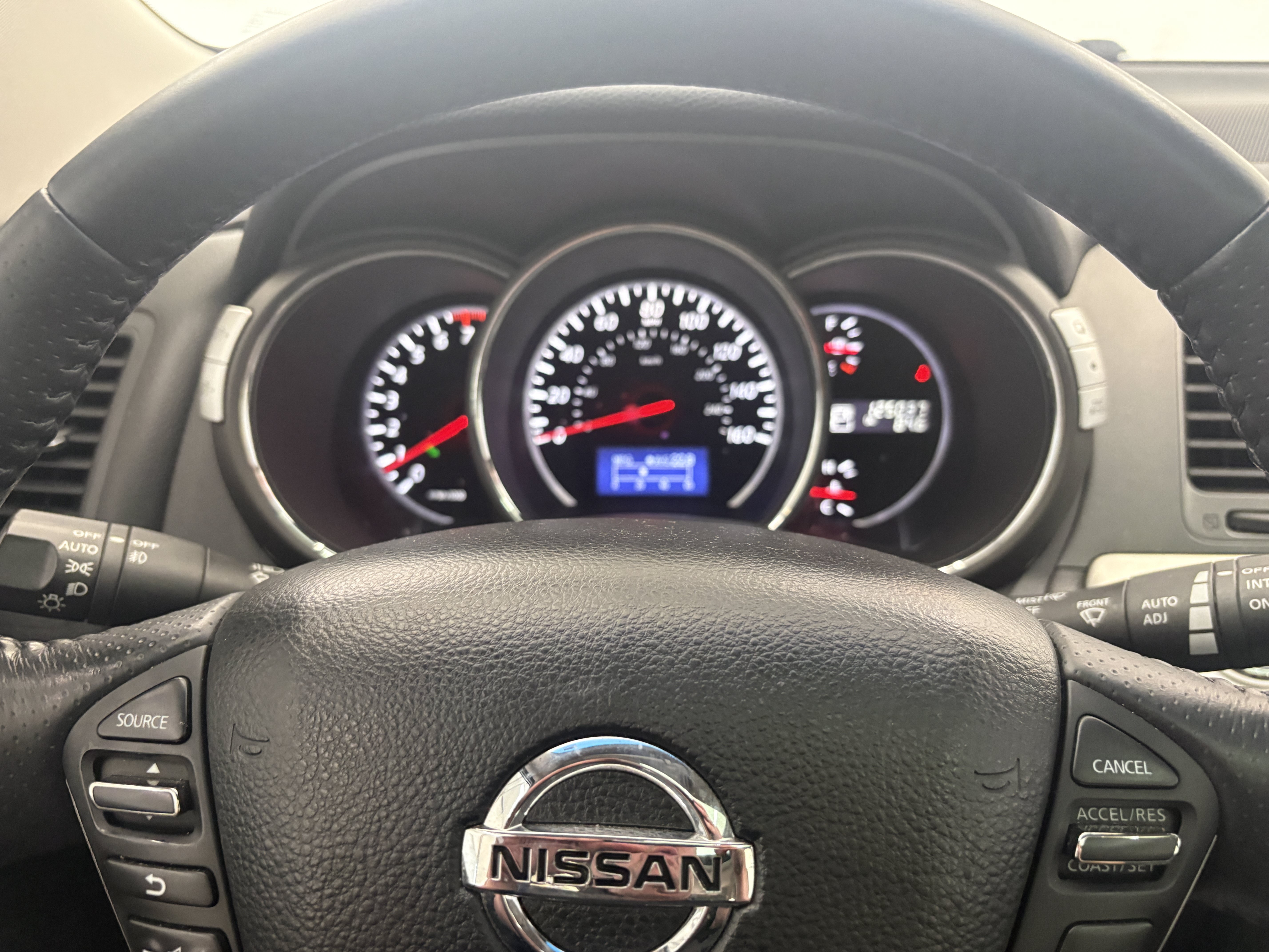 Used 2013 Nissan Murano LE w/ Platinum Pkg FWD image 31