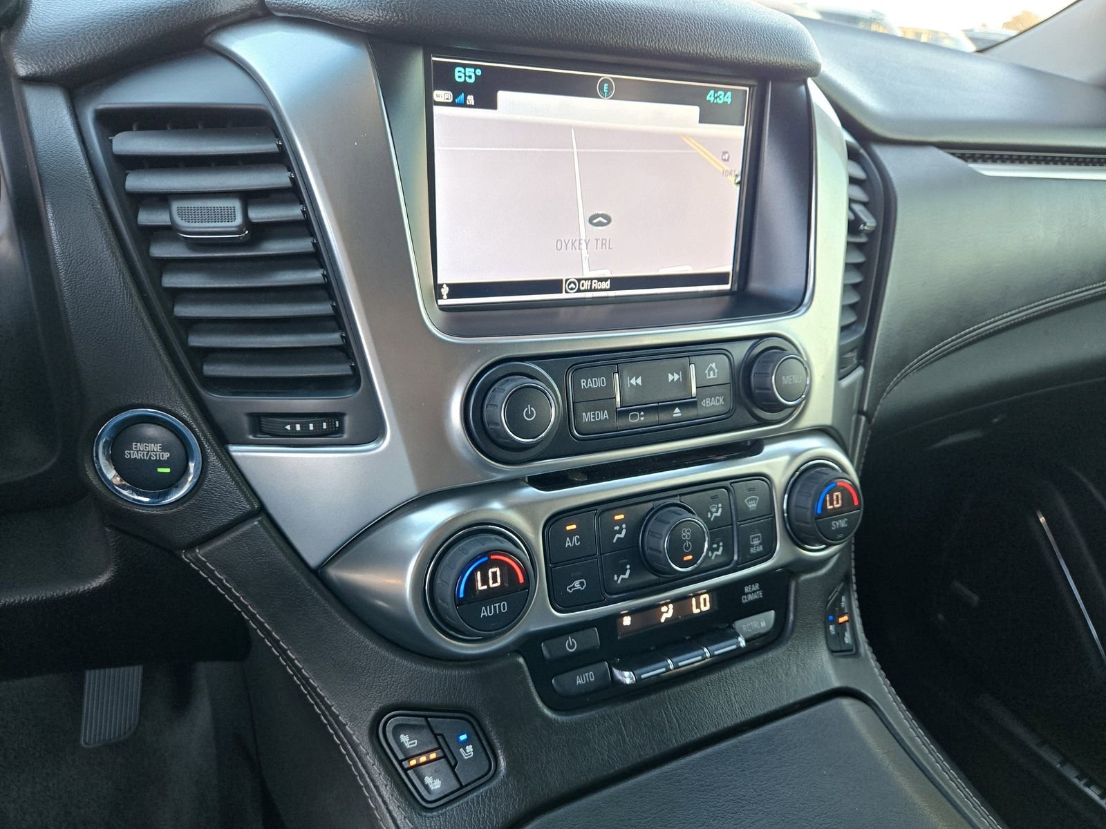 Used 2020 Chevrolet Suburban Premier image 17