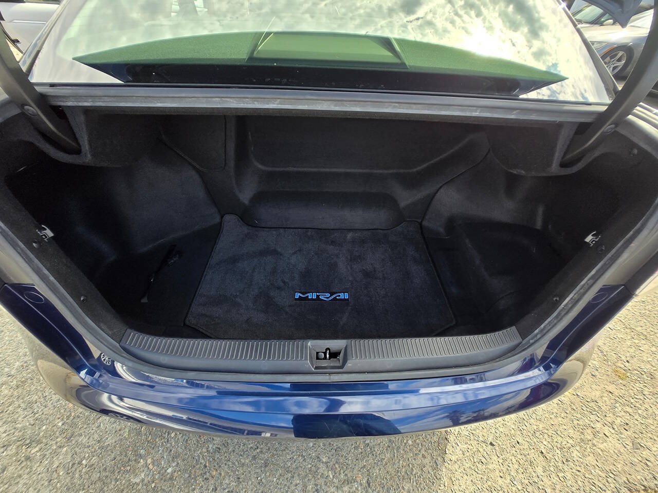 Used 2018 Toyota Mirai FWD image 27