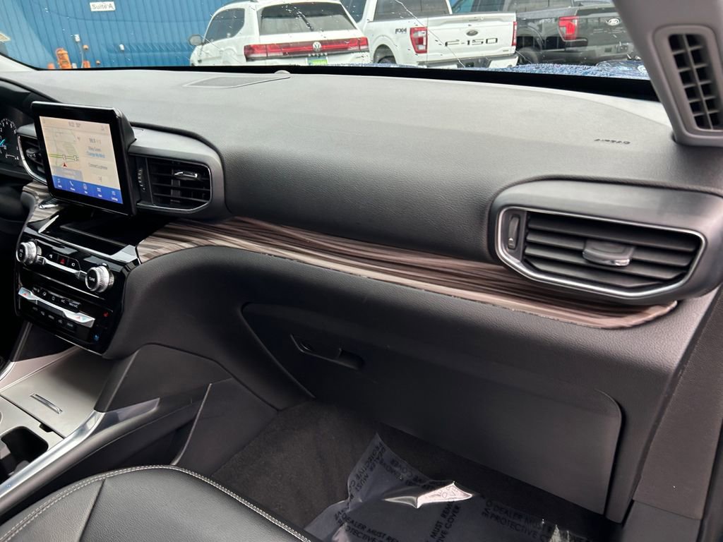 Used 2021 Ford Explorer Limited w/ Hybrid Equipment Group 310A image 26
