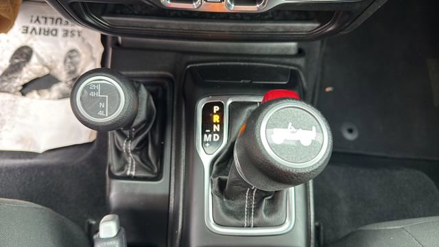 Used 2021 Jeep Wrangler Unlimited Sahara w/ Uconnect 4C Nav & Sound Group image 28