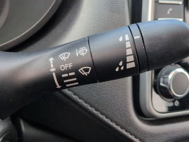 Used 2023 Nissan Versa S w/ S Plus Package FWD image 26