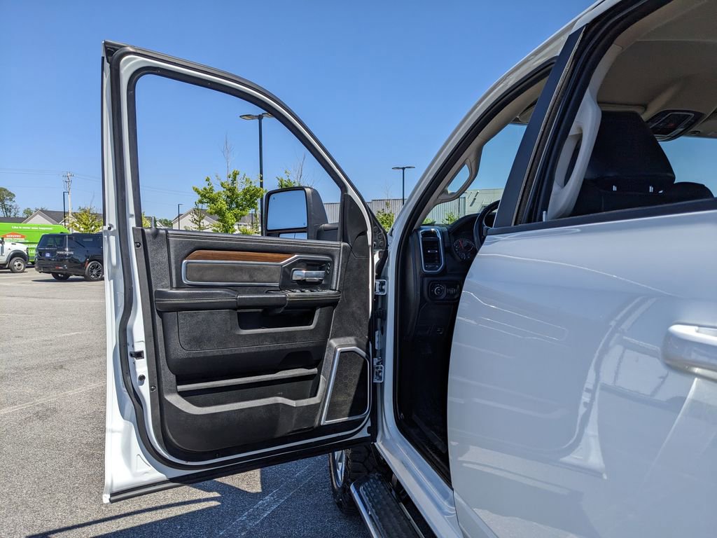 Used 2023 RAM 2500 Laramie AWD/4WD image 63