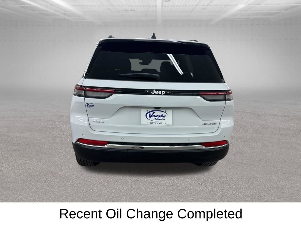 Used 2025 Jeep Grand Cherokee Limited image 11