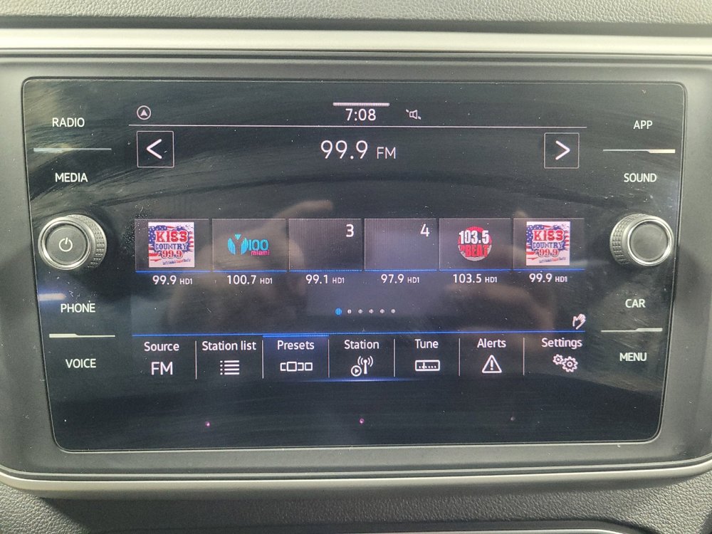 Used 2021 Volkswagen Atlas Cross Sport SE w/ V6 Towing Package image 25